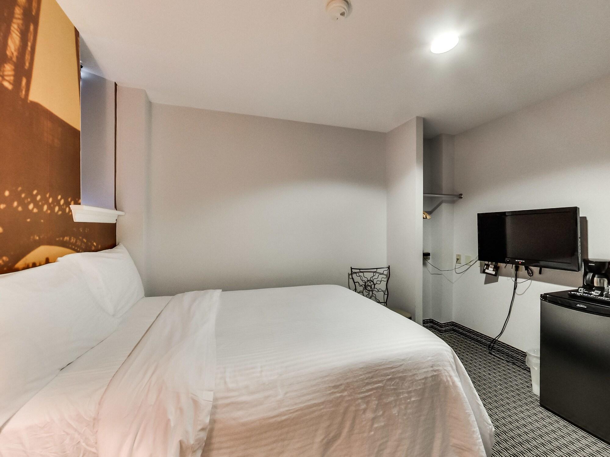 Isabella Hotel & Suites Toronto Luaran gambar